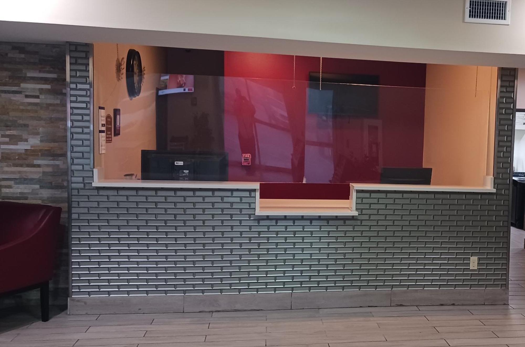 Red Roof Inn Baton Rouge Bagian luar foto